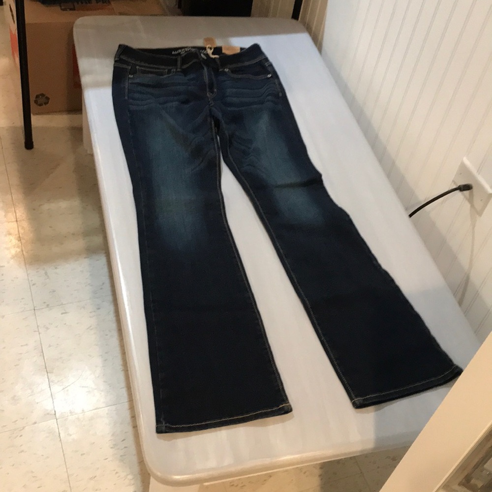 American Eagle kick boot jeans